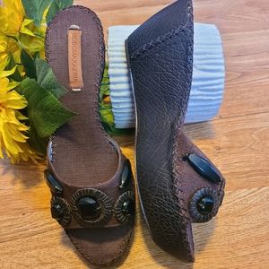 BCBG Maxazria sandals feel like sz 8